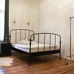 Artistic Apartment In The Heart Of Berlin